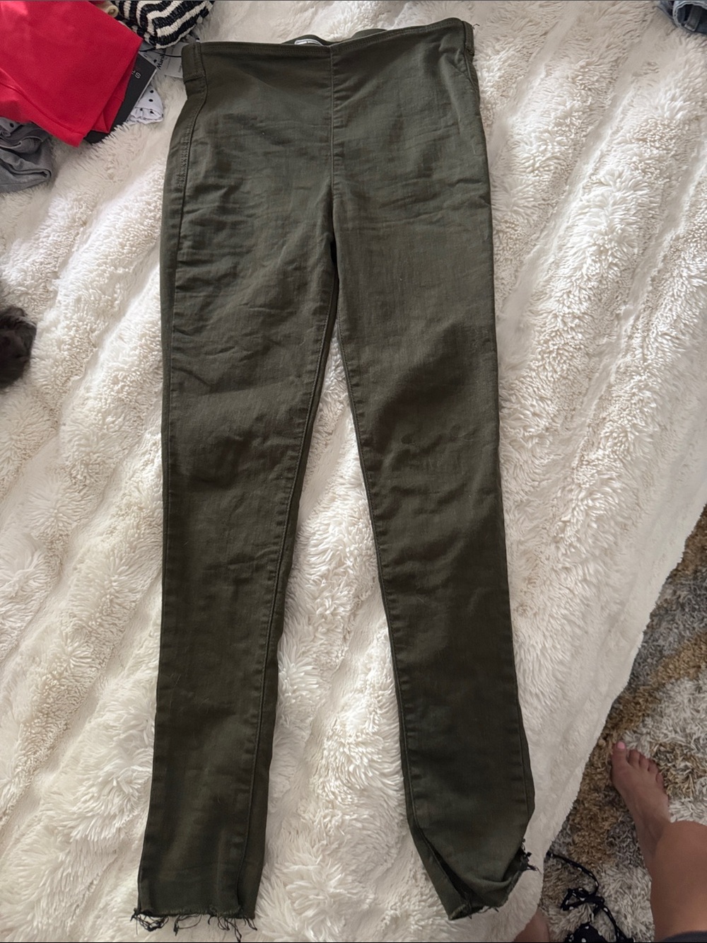 Olive Green High-Waist Skinny Pants